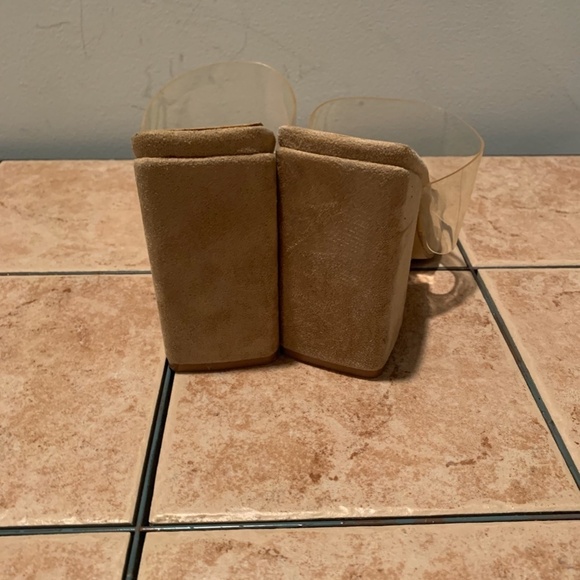 Cape Robbin Nude Block Heels size 6.5 - Picture 5 of 10